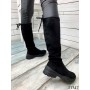 Сапоги чулки со шнурком,на черной подошве