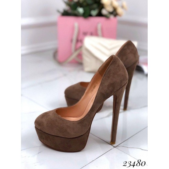 Туфли Christian Louboutin