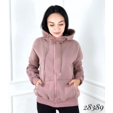 Спортивная кофта с капюшоном
