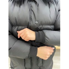 Зимняя теплая куртка