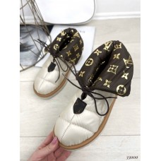 Ботинки дутики LV