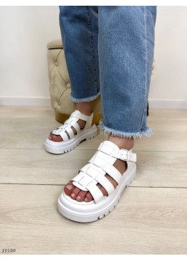 Босоножки плетение