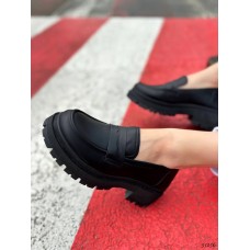 Туфли лоферы на тракторной подошве