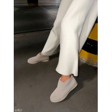 Высокие лоферы Nina Mi, бежевая подошва.