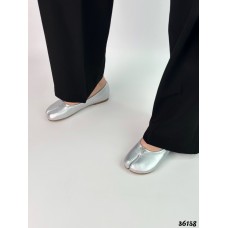 Балетки с разрезом Tabi