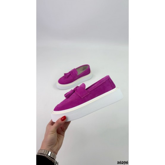 Слипоны Nina Mi с кисточкой на высокой подошве