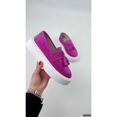Слипоны Nina Mi с кисточкой на высокой подошве