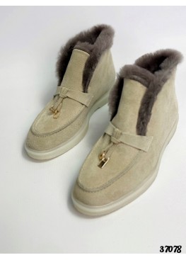 Натуральные лоферы