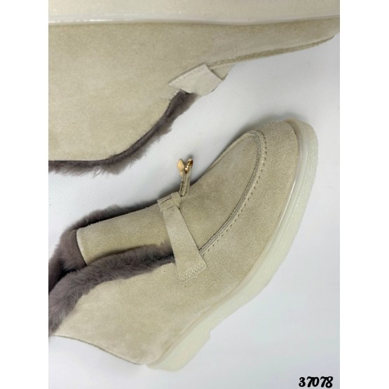 Натуральные лоферы