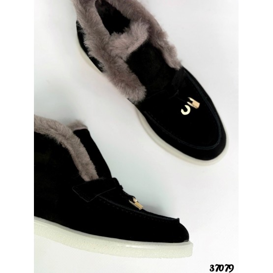 Натуральные лоферы