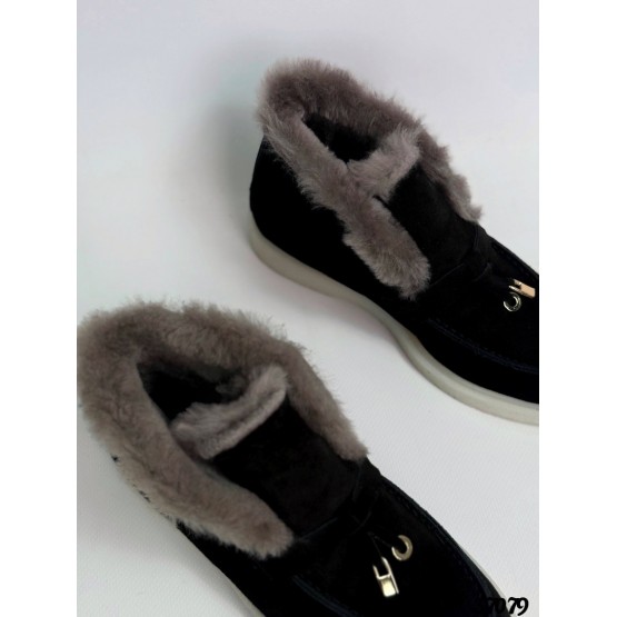 Натуральные лоферы