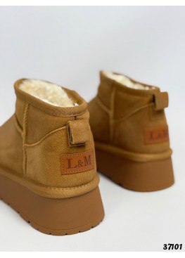 Натуральные угги