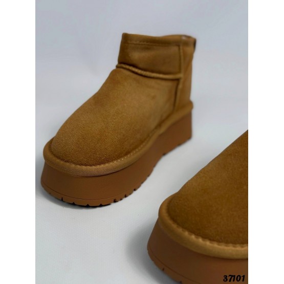 Натуральные угги