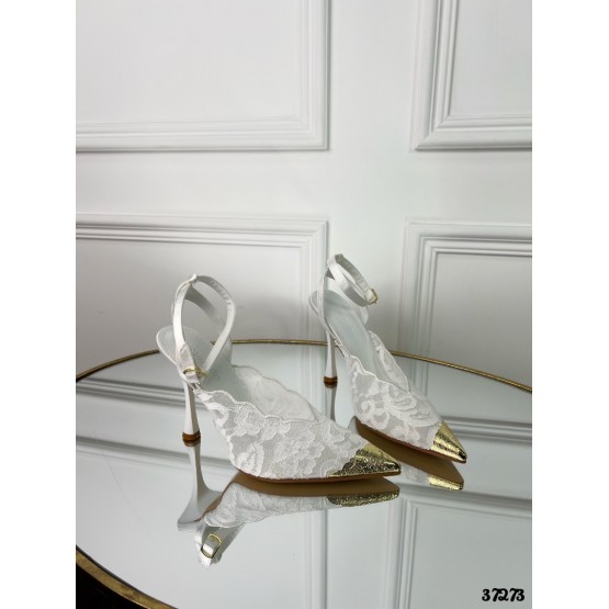 Кружевные туфли