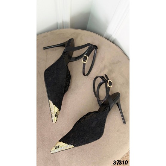 Кружевные туфли