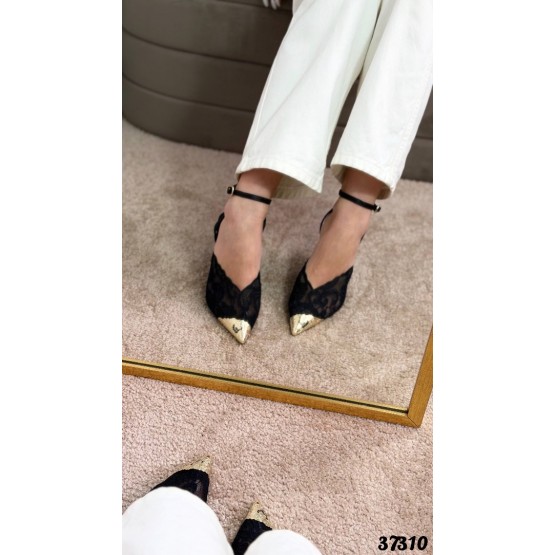 Кружевные туфли